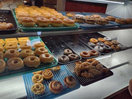 D&E Donuts