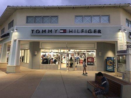 Tampa Premium Outlets