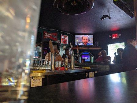 Flamingos Sports Bar