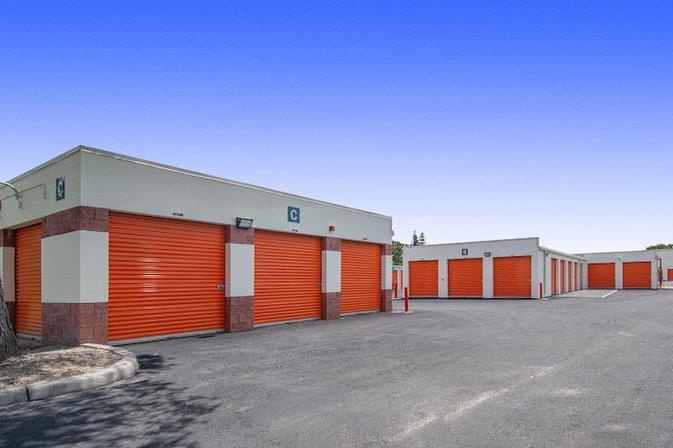 Public Storage