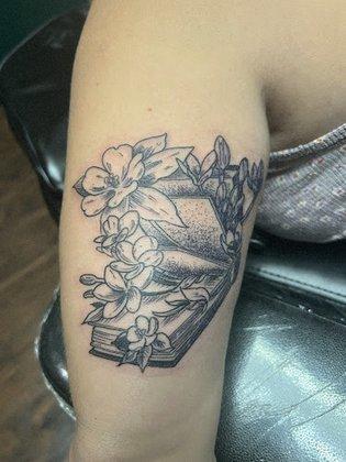 Frank Lewis Custom Tattoos