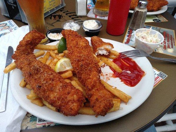 Ricaltini's Bar and Grille