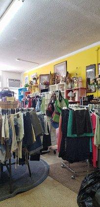 Typsy Gypsy Thrift Store