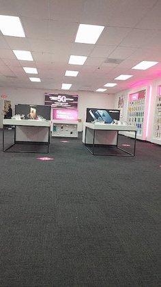 T-Mobile Authorized Retailer