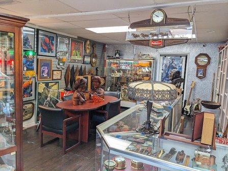 Parcreek Antiques & Estate Services