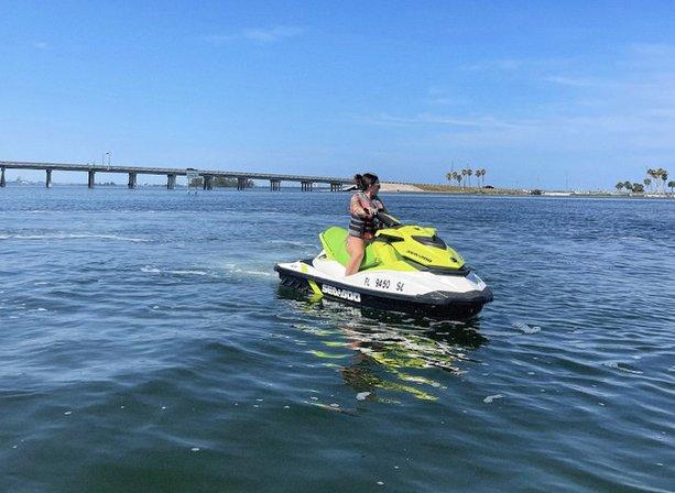 Cap’n C’s Jet ski rental
