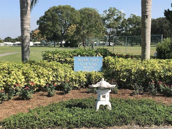 River Isles Golf Club
