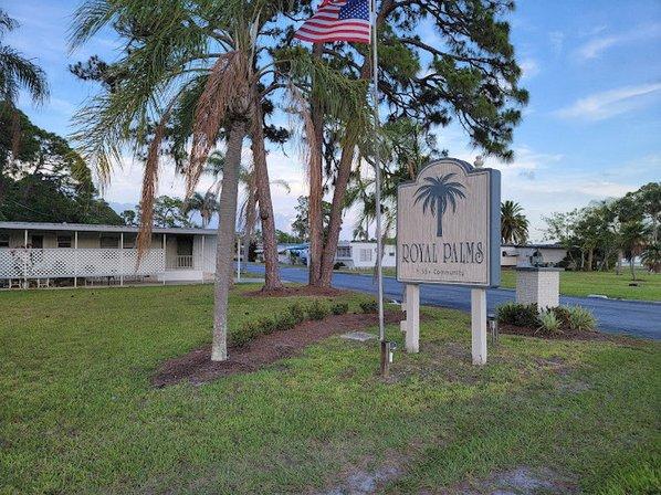 Royal Palms Mobile Home Park