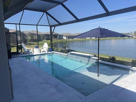 Umbare Pool builder Lakewood Ranch