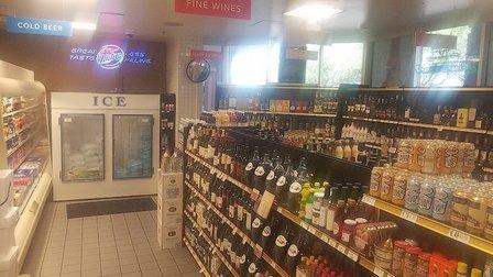 Publix Liquors at Lakewood Plaza