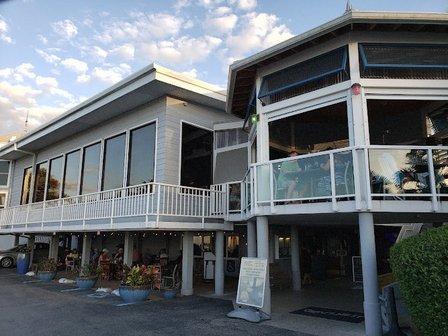 Crow's Nest Restaurant, Tavern & Marina
