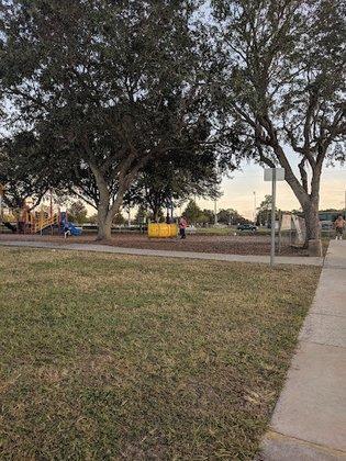 Land O' Lakes Recreation Parking Lot
