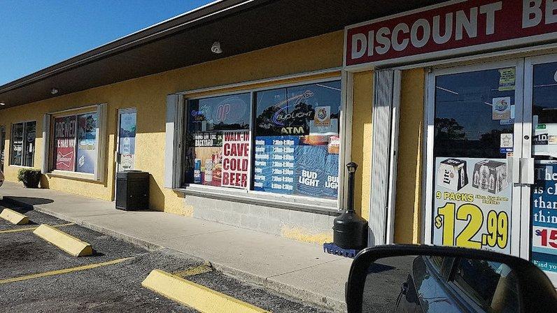 Discount Liquor & Smoke