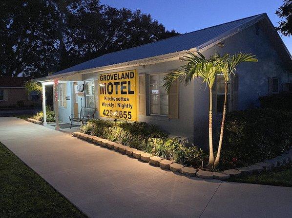 Groveland Motel & Mobile Home