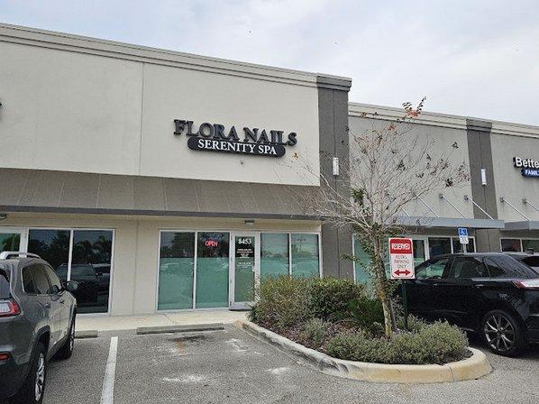 Flora Nail Spa 34212