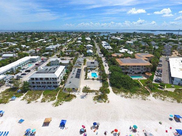 White Sands Beach Resort - Anna Maria Island