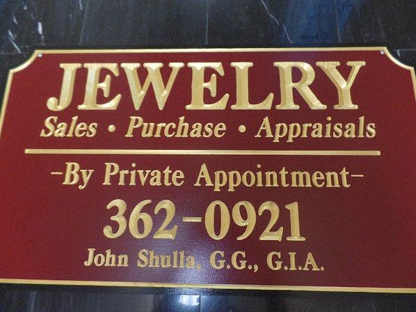 John Shulla Gemologist G I A