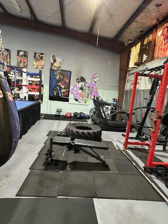 Flowers boxing lab