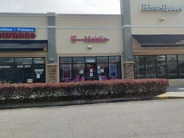 T-Mobile Authorized Retailer