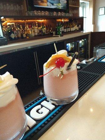 Cocoplum Lounge