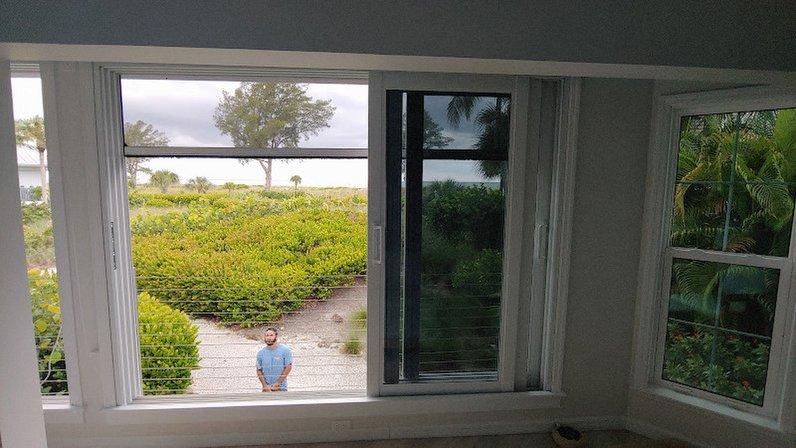 Gulf Coast Retractable Screens