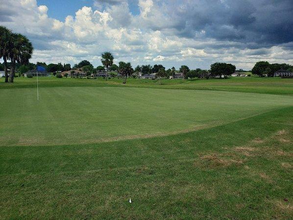 Lakeside Country Club