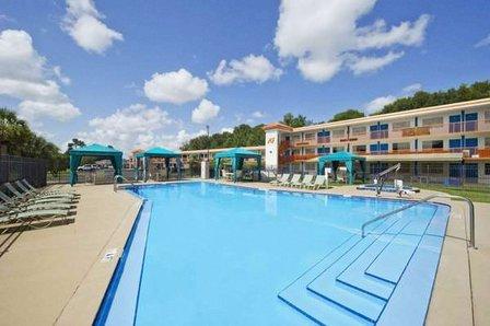 Howard Johnson by Wyndham Ocala FL I-75