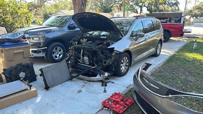 Luis Lugo mechanic mobile, Shop & Tires