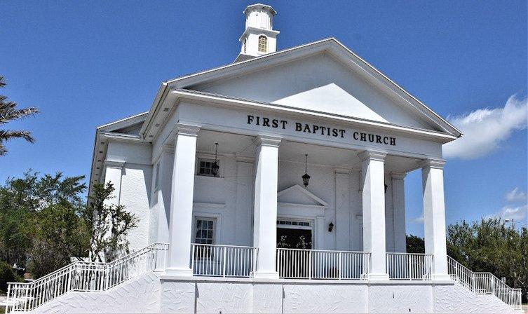 First Baptist Church of Auburndale