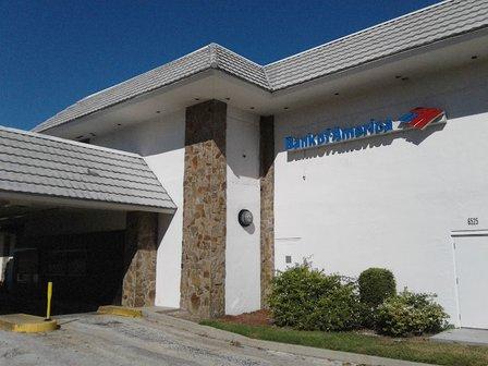 Bank of America (with Drive-thru ATM)