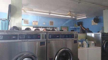 Palm Harbor Laundromat