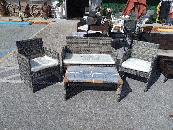 Patio Cat Outdoor Furniture