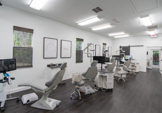 Navarro Orthodontics