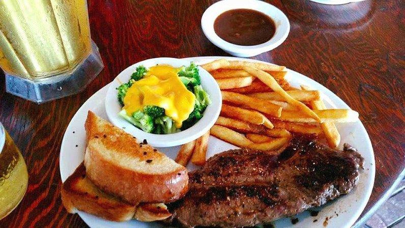 All-Star Sports Grill