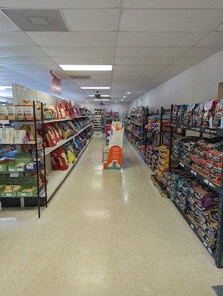 Happy Tails Pet Supply Outlet