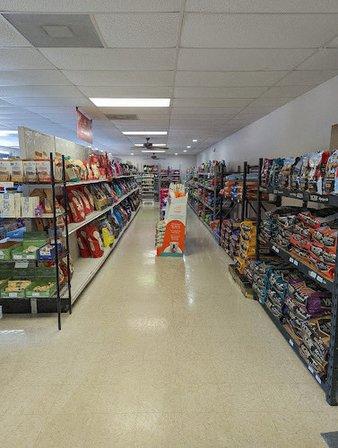 Happy Tails Pet Supply Outlet