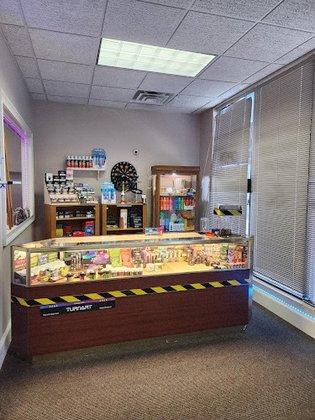 Supreme Smoke Shop