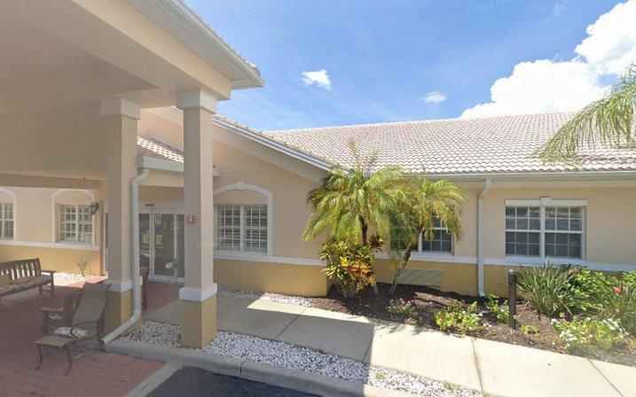 Inn At Pelican Pointe