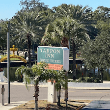 Tarpon Inn