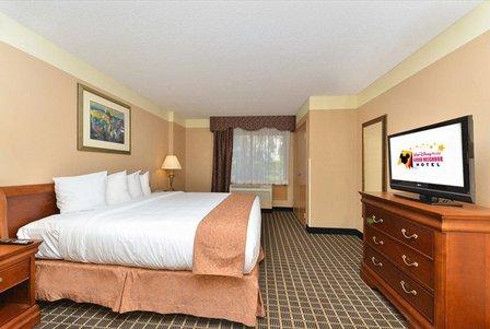 Staybridge Suites Orlando Royale Parc Suites by IHG