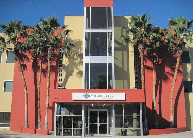 Stearns Bank NA - Sarasota