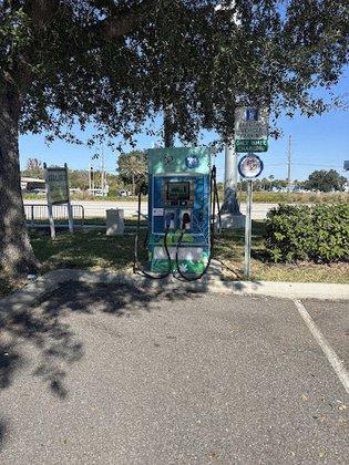 Shell Recharge Charging Station