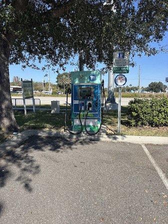 Shell Recharge Charging Station