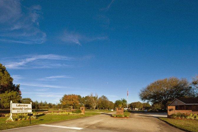 Lakeview Memorial Gardens