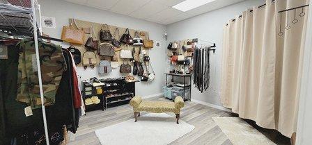 Bellas Corner