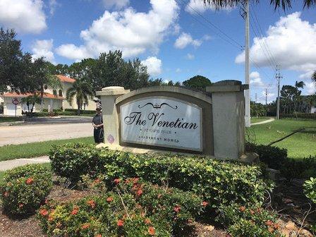 Venetian at Capri Isles