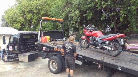 Cruz Towing Service