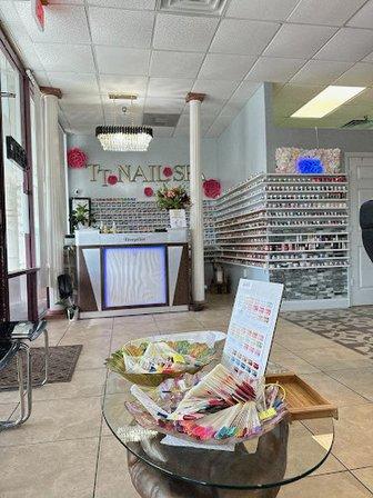 T T Nails Spa
