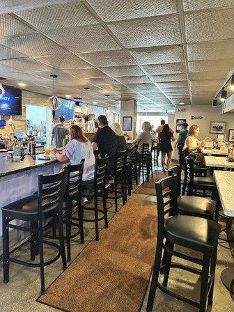 Pop's Sunset Grill