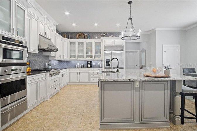 Re-A-Door Kitchen Cabinets Refacing